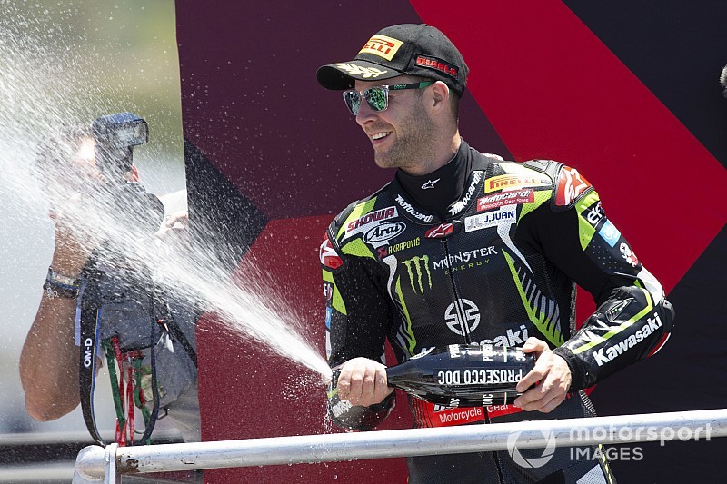 Rea logra la cuarta victoria de la temporada; Bautista se cae y acaba 14º