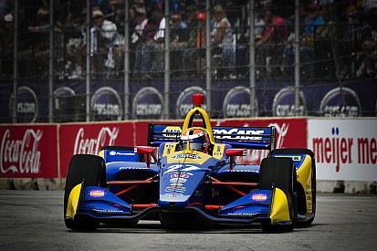 Rossi centra la pole per Gara 1 a Detroit, Newgarden comanda il Gruppo 1