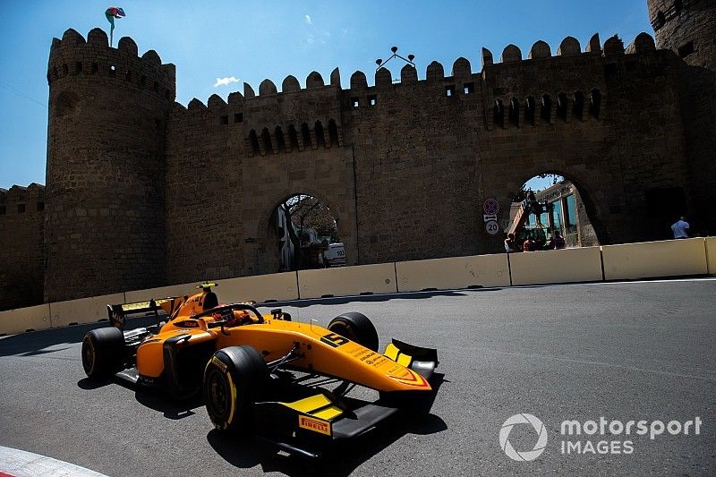 F2 Azerbaijan: Aitken juarai feature penuh insiden, Gelael P6