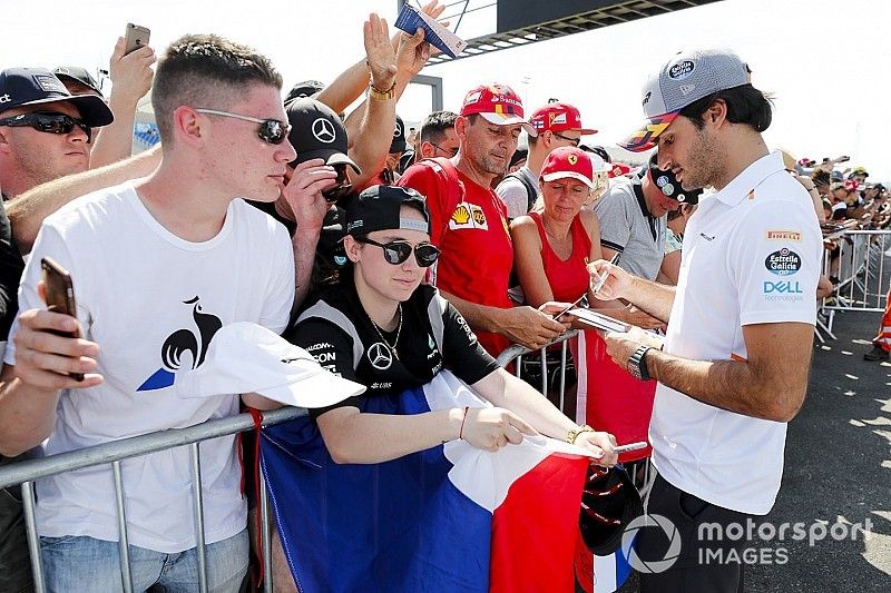 Sainz: "No entiendo tanta polémica con los Pirelli"