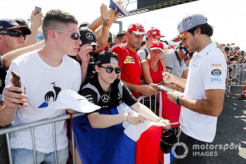 Sainz: "No entiendo tanta polémica con los Pirelli"
