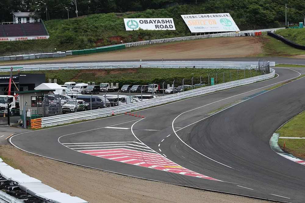 Pitlane exit