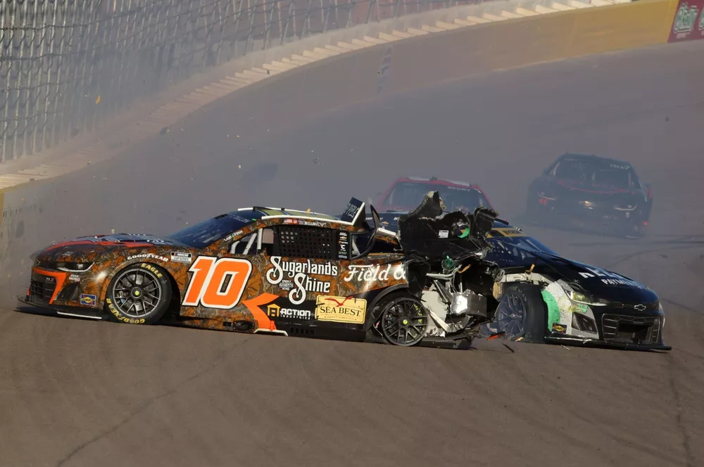 Ty Dillon and William Byron crash