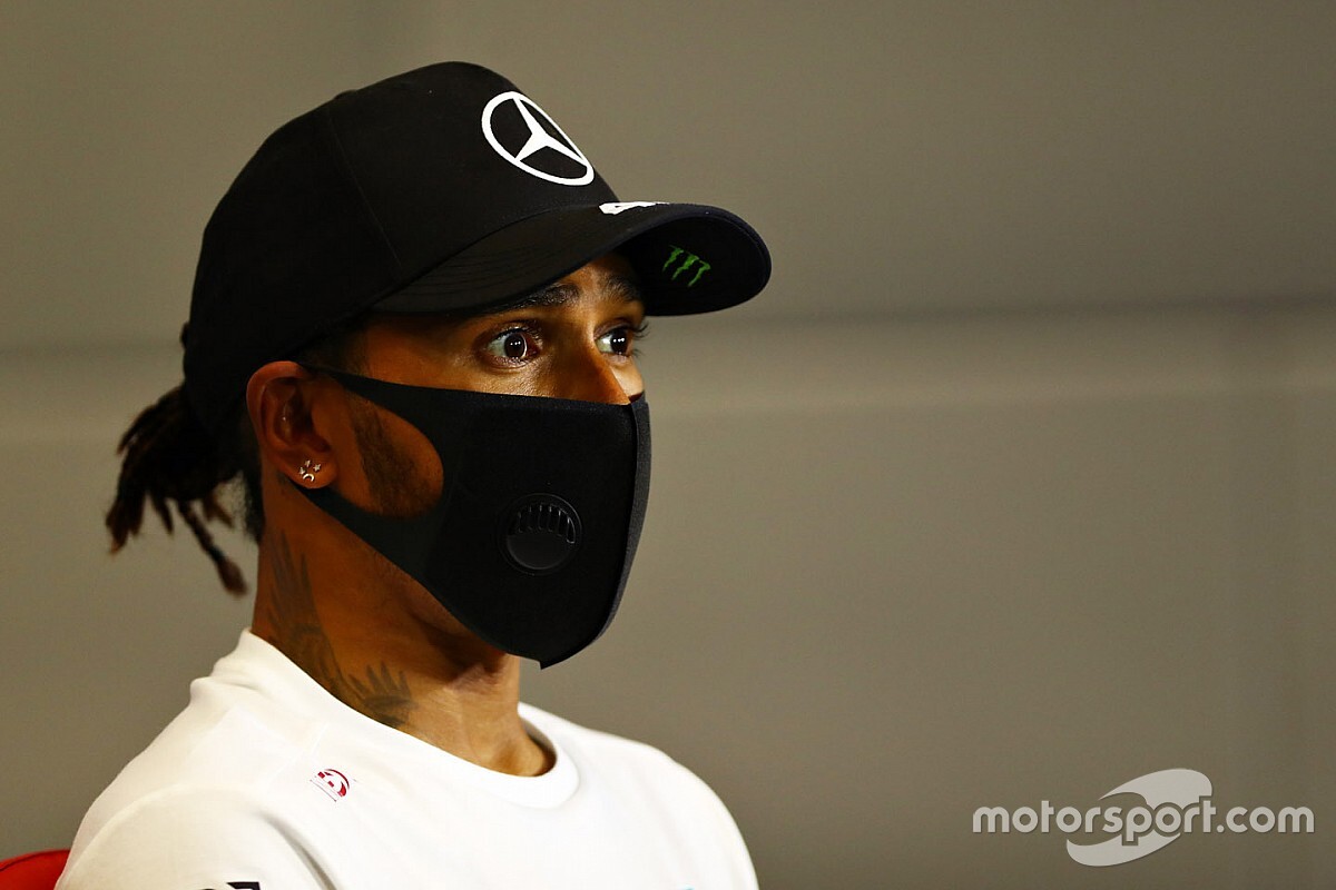 Jornal: Hamilton pediu fortuna para renovar com Mercedes; veja cifras