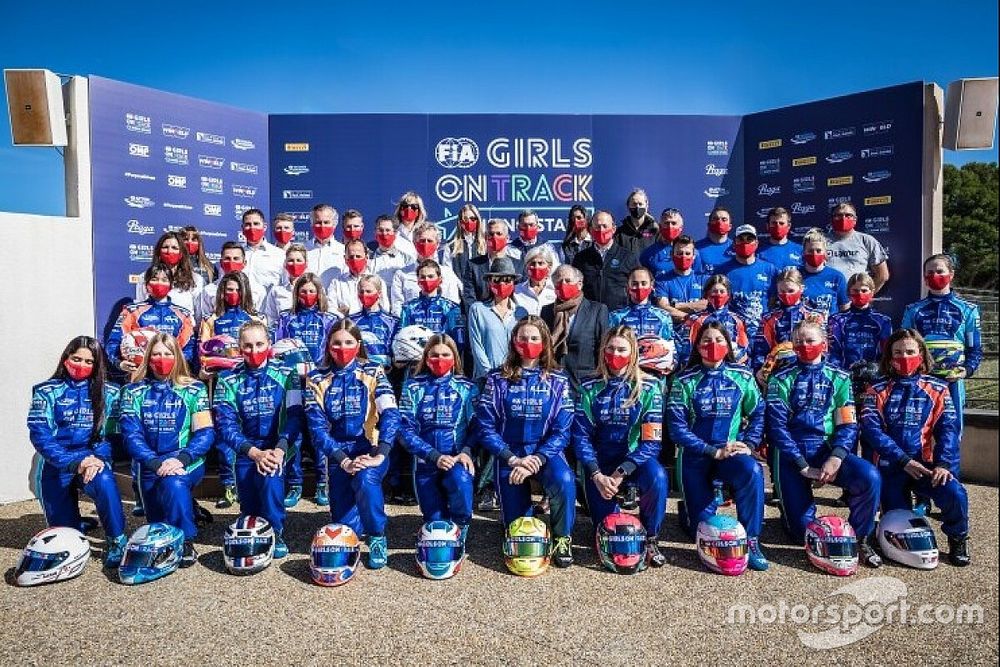 目指せフェラーリ育成! 女性ドライバー選考キャンプは残り8名に。Jujuも無事通過