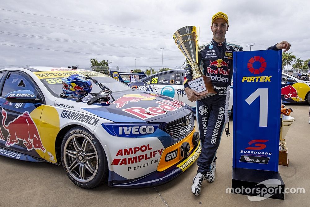 Townsville Supercars: Whincup cruises to Race 2 win