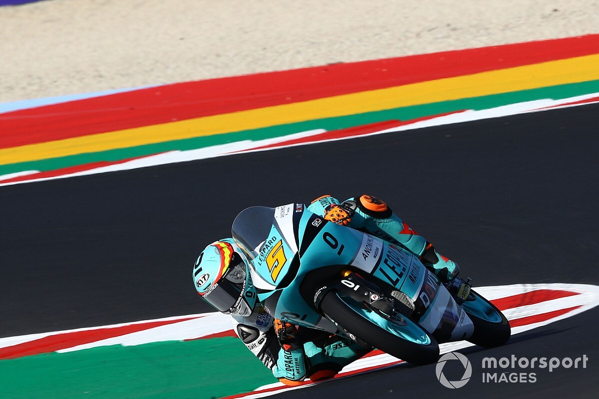 Moto3, Misano 2, Libere 2: Masia da record davanti a Vietti