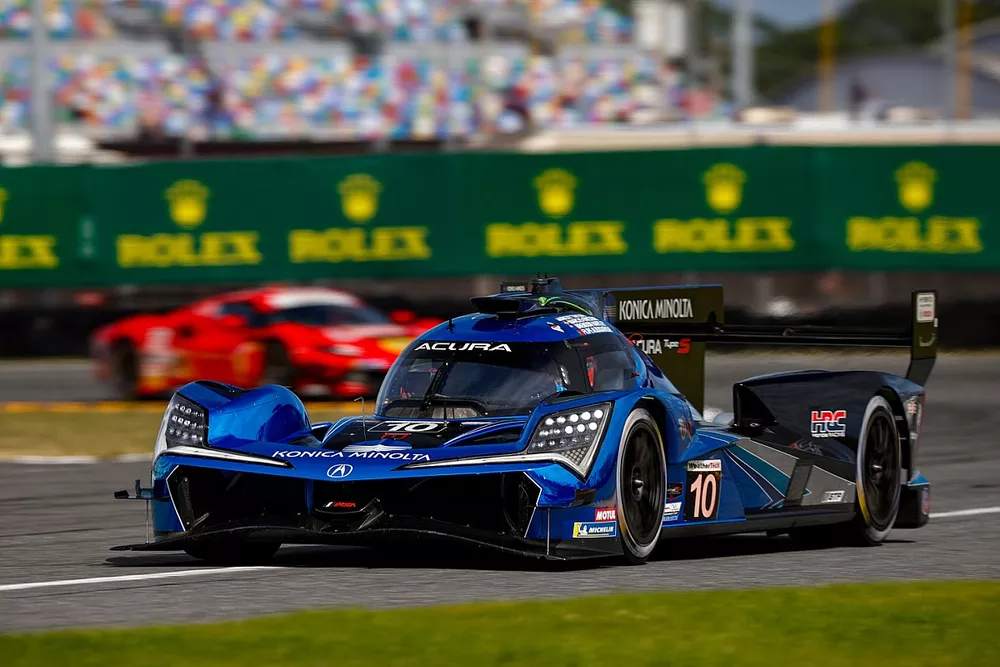 #10 Wayne Taylor Racing with Andretti Acura ARX-06: Ricky Taylor, Filipe Albuquerque, Brendon Hartley, Marcus Ericsson