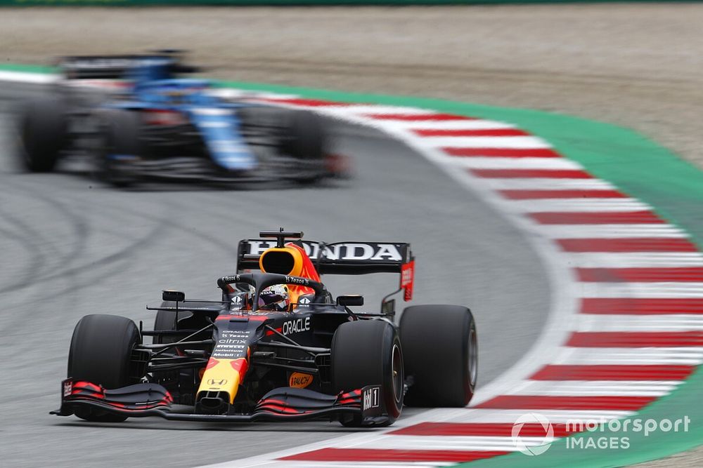 Verstappen Butuh Kecepatan Lebih Baik untuk Kalahkan Mercedes