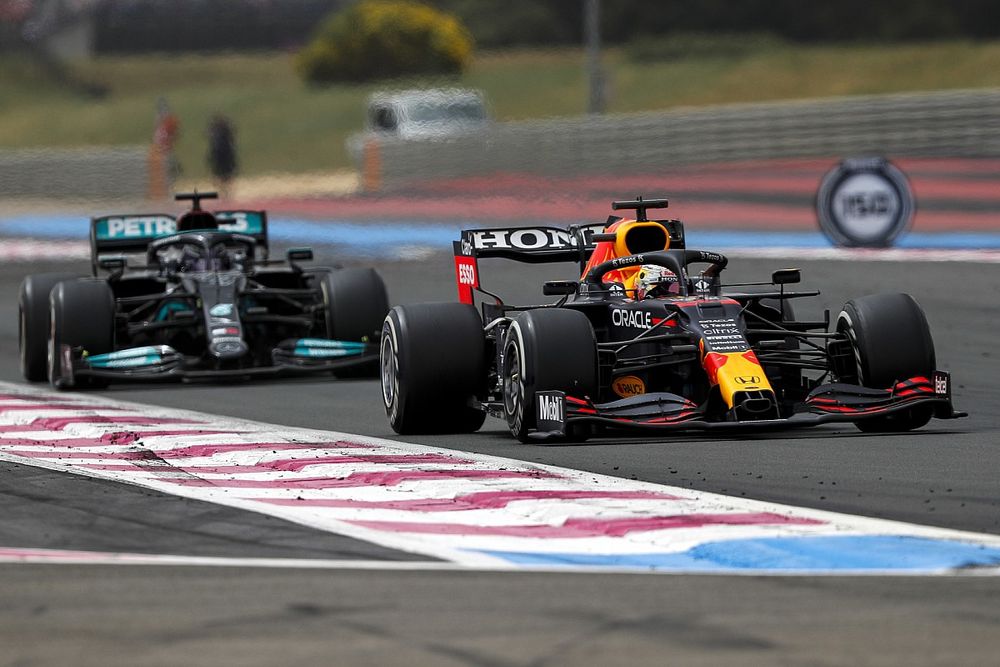 Verstappen euforisch na "één van mijn mooiste overwinningen ooit"
