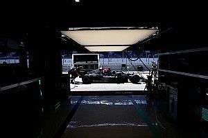 Hamilton et Russell soutiennent le black-out contre le racisme