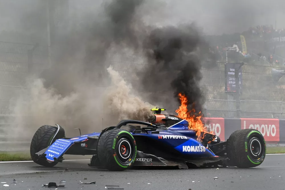 Logan Sargeant, Williams FW46 crash 
