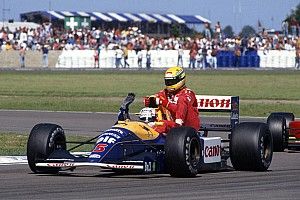 Ketika mobil F1 jadi taksi