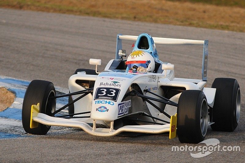Garese obtuvo la pole en la F4 Sudamericana