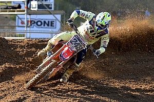 Tim Gajser batte Tony Cairoli nelle qualifiche in Lettonia