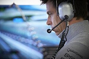 'Fed up' Wolff prepares for crunch team orders meeting