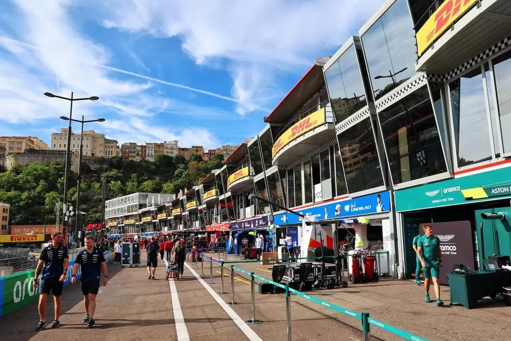 Monaco-pit-lane.jpg