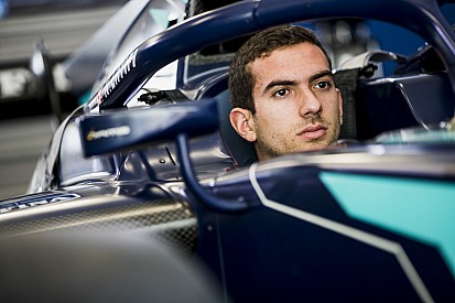 В McLaren отвергли домыслы о скором приходе Латифи в команду