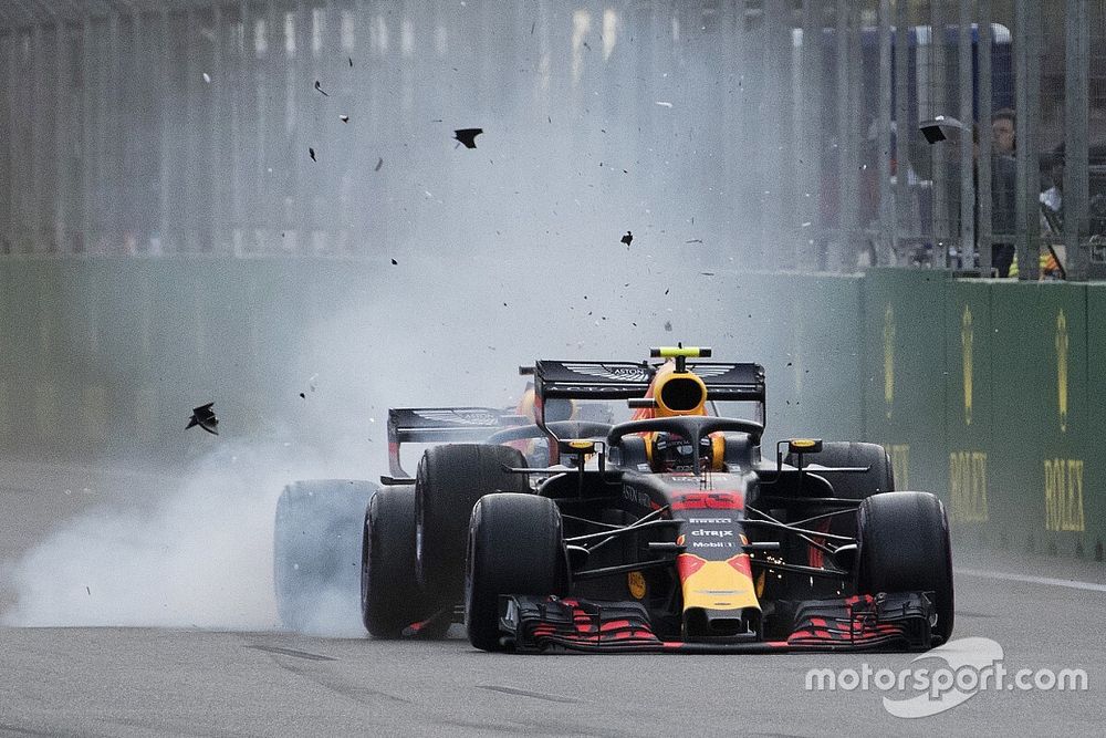 Max Verstappen, Red Bull Racing RB14 and Daniel Ricciardo, Red Bull Racing RB14 crash