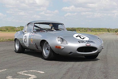 El Jaguar E-Type de Stirling Moss, a subasta
