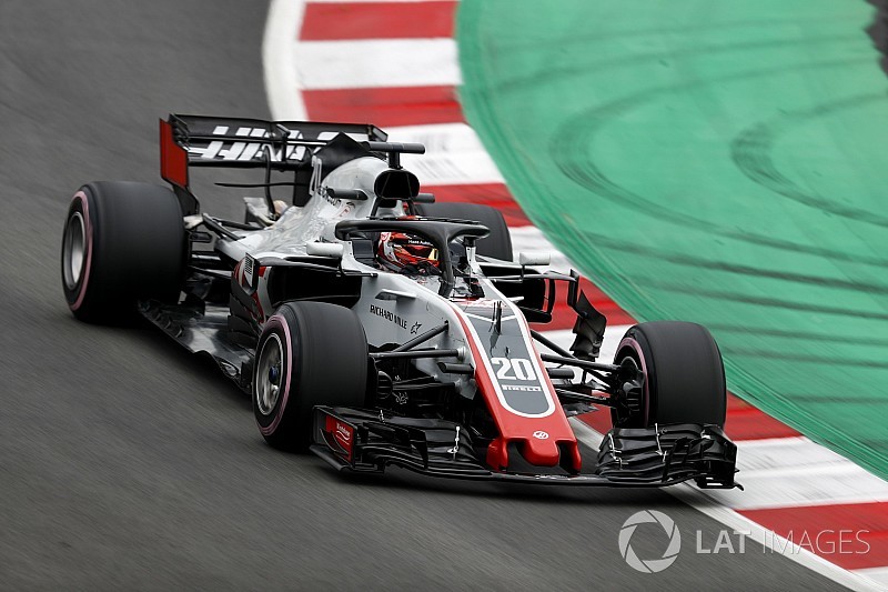 Test Barcellona, Giorno 2, Ore 16: bandiere rosse per Magnussen e Norris