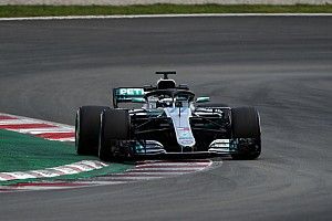 Mercedes reaviva el debate del aceite en F1
