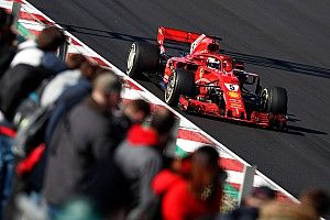Vettel detona recorde e lidera manhã em Barcelona
