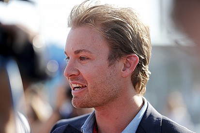 Nico Rosberg: Daniel Ricciardo "sollte zu Ferrari gehen"