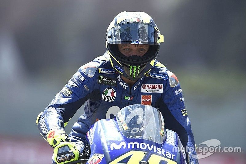 Rossi recalca la desventaja de Yamaha respecto a sus grandes rivales