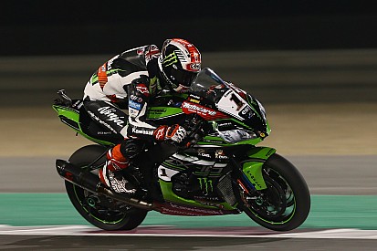 Rea fa il record della pista di Losail e centra la pole position di Gara 1