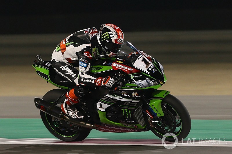 Rea fa il record della pista di Losail e centra la pole position di Gara 1