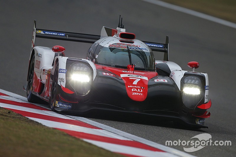 Shanghai, libere 3: uno-due Toyota. La frizione blocca Hartley-Bamber-Bernhard