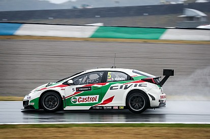 WTCC Motegi: Tom Chilton und Norbert Michelisz siegen im Regen
