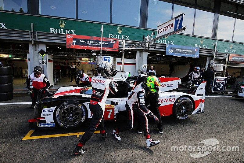 Spa, Libere 2: Mike Conway migliora il tempo delle Toyota