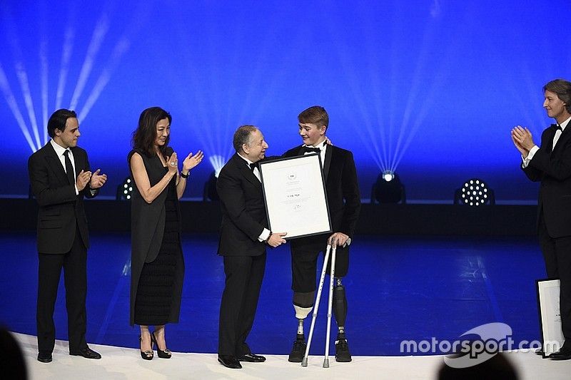 Az amputált lábú Billy Monger a hétvégén ismét versenyen indul
