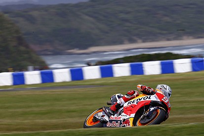 Phillip Island, Libere 3: sul bagnato svetta Marquez, che volo Lorenzo!