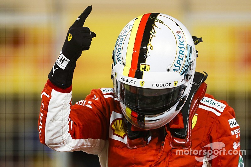 Vettel egy drámai nagydíjat nyert meg Bahreinben a Ferrarival, és magabiztosan vezette a bajnokságot