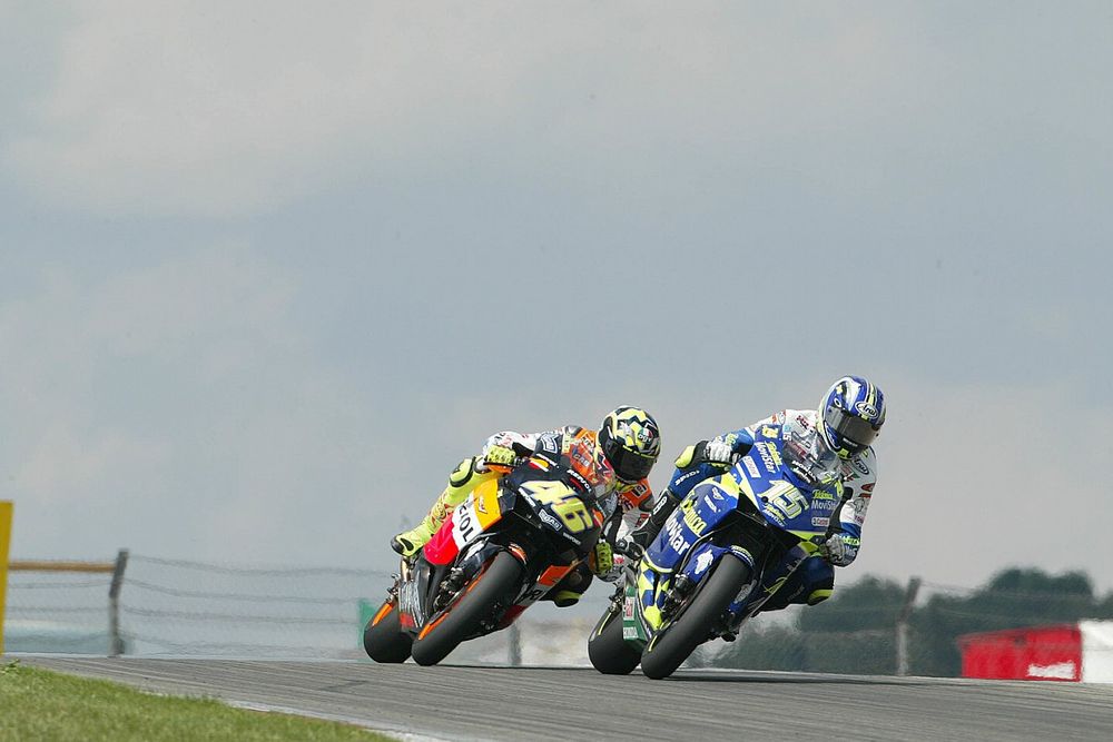 La celebración abortada de Valentino Rossi que reventó Sete Gibernau