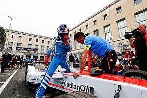 Rosenqvist affligé par l'abandon après "une journée parfaite"