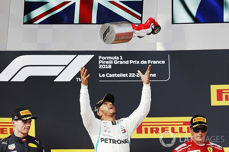 Course - Hamilton vainqueur, Vettel à la faute !