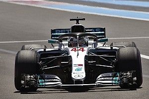 Hamilton és Bottas is a Mercedest méltatja: megvan az első sor