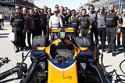 Brown: "Tras Ferrari, Alonso tiene en McLaren un ambiente que le gusta"