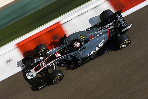 Todos los coches de Haas en la Fórmula 1 y sus decoraciones