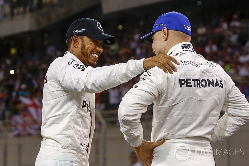 Hamilton: „Teljesen más a kapcsolatom Bottasszal, mint Rosberggel”