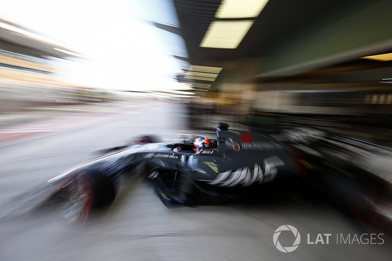 Grosjean szerint a Renault és a McLaren a középmezőny elejére ugorhatnak