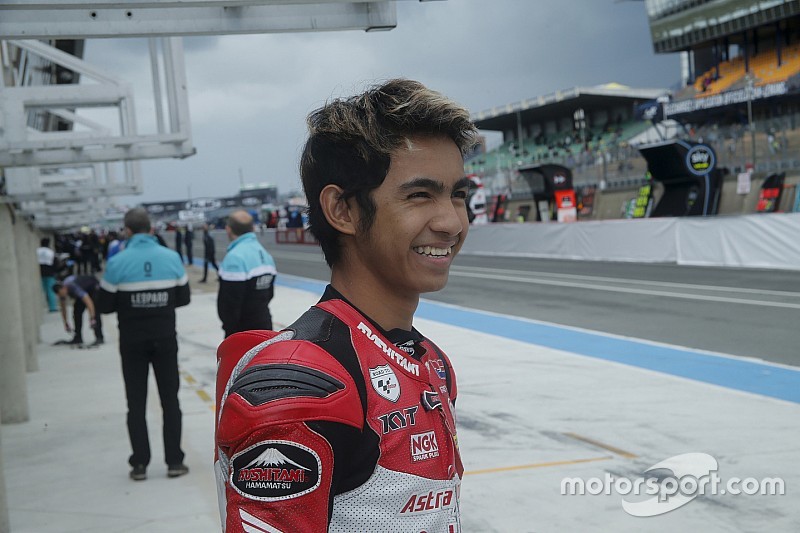 Andi Gilang cedera patah tulang