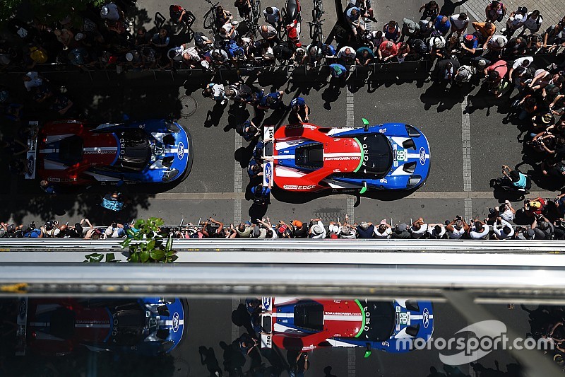 Le Mans-i 24 órás: fotók a gépátvételről