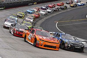 Suárez supera adversidad y brilla en Xfinity