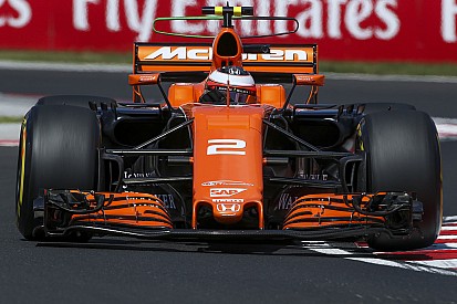 Vandoorne: "Hopelijk gebeurt er wat tussen Ferrari en Mercedes"