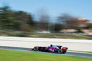 Tost: "Que Sainz dé el salto en 2018 depende de Red Bull"